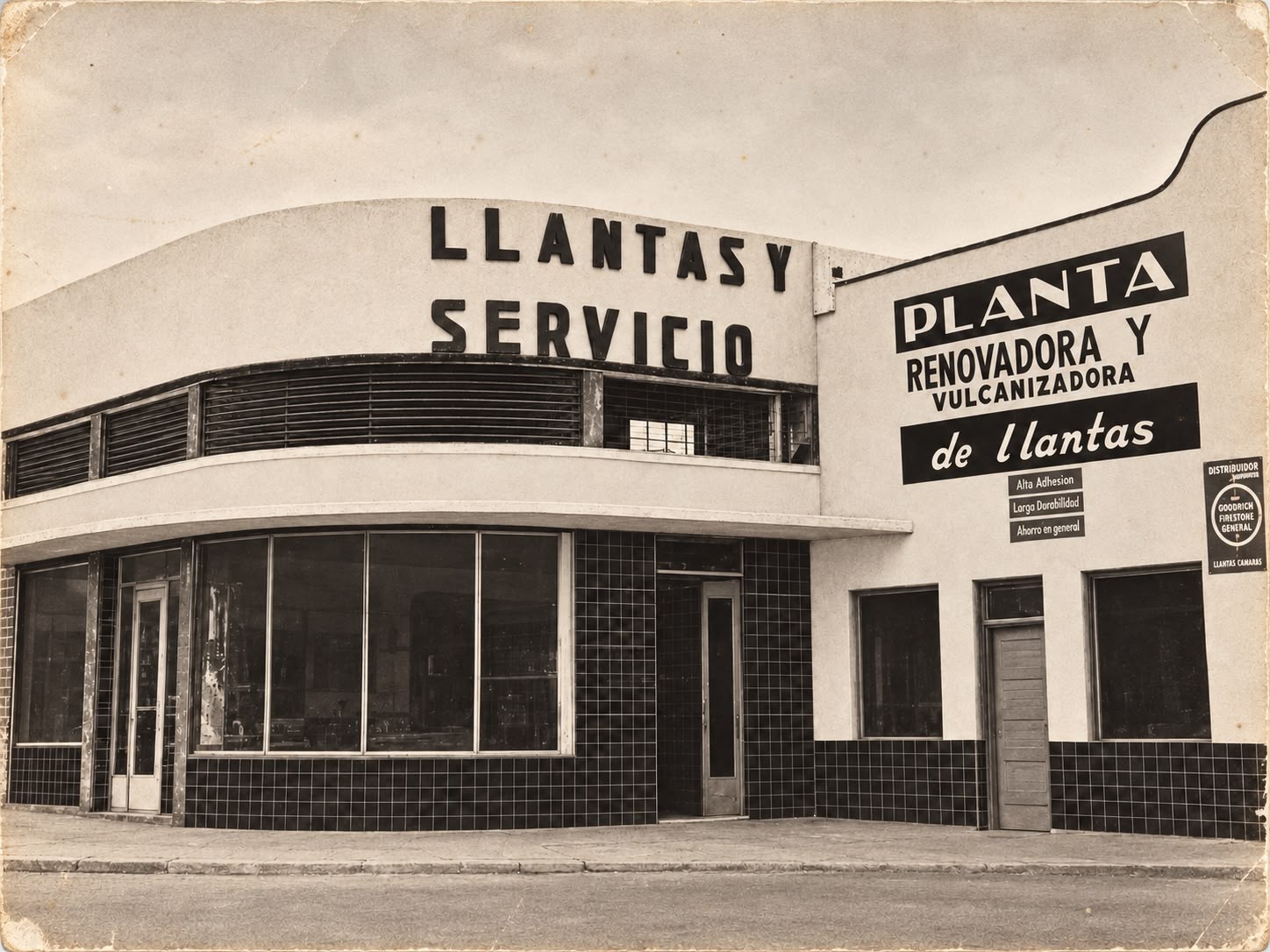 Edificio histórico de Llantas y Servicio con planta renovadora y vulcanizadora